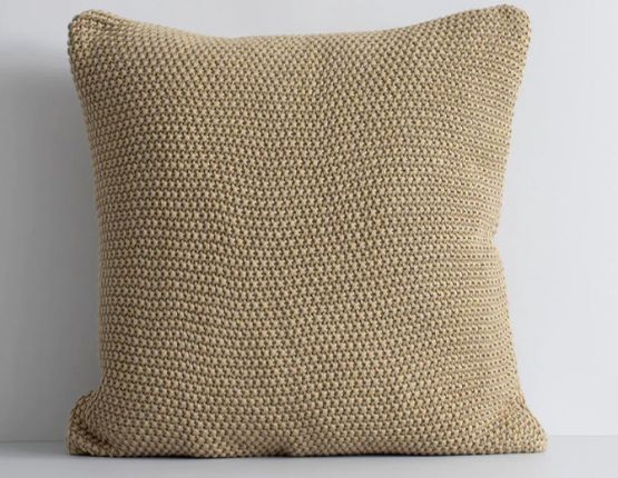 Devon Straw