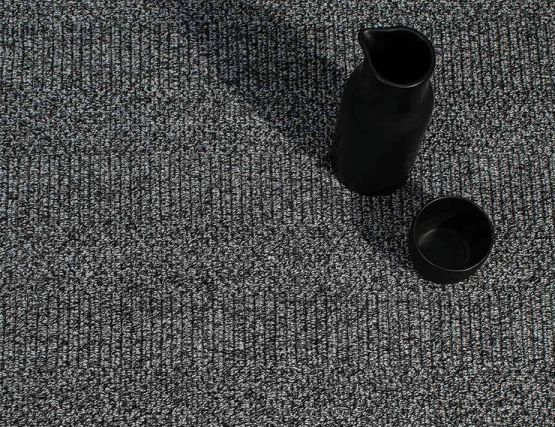 Drake C Rug_0001_Drake Charcoal Alfresco The Rug Collection Insitu