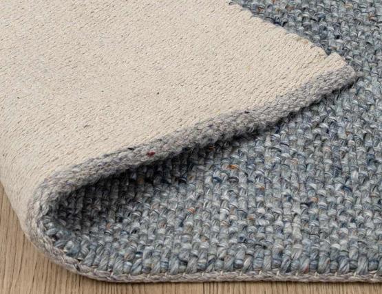 C145342213 Rug Collection Navajo Rug Mist Detail 01