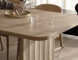 Bryce Dinning Table 2500 Lifestyle 03