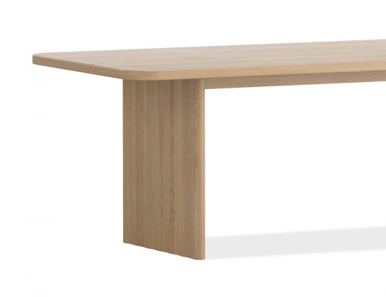 Bryce Dinning TAble 2500 Closeup 02