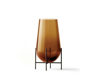 Echasse Medium Vase Amber by Theresa Rand For Menu
