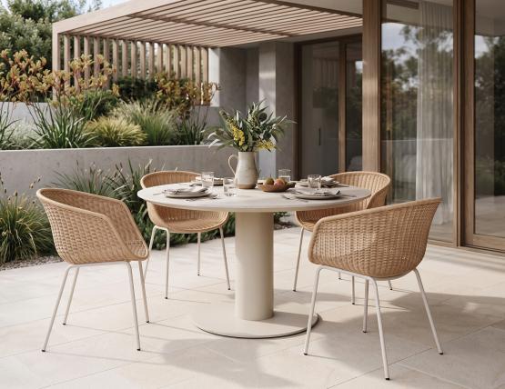 Loma Outdoor Table
