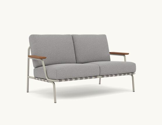 Settle Two Seat 16