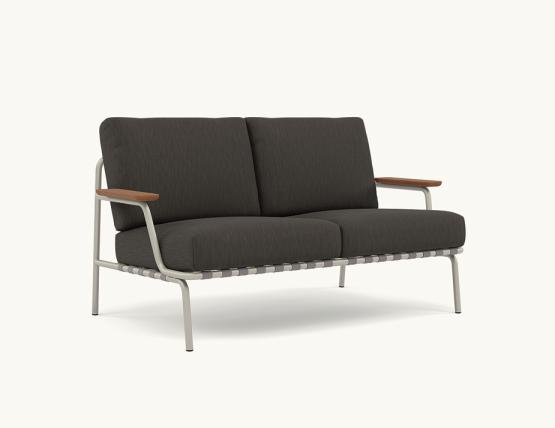 Settle Two Seat 4