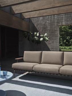 Settle Sofa 3 Ribbed Weave 5 Taupe Ply Rug Recycled Polyester Light Blue Muuto Org_ 150 
