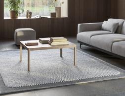 Echo Pouf 10
