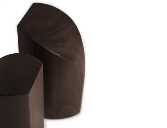 C139002634 Ethnicraft Pi Bookends Mahogany Dark Brown 08