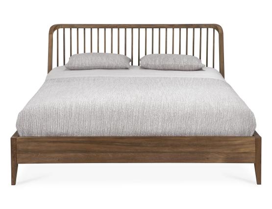 C139002775 Ethnicraft Spindle Bed Teak Natural Queen 02