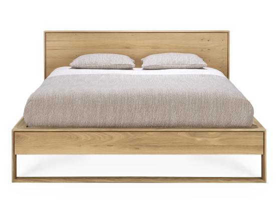 C139002500 Ethnicraft Nordic Bed Oak Natural Queen 02